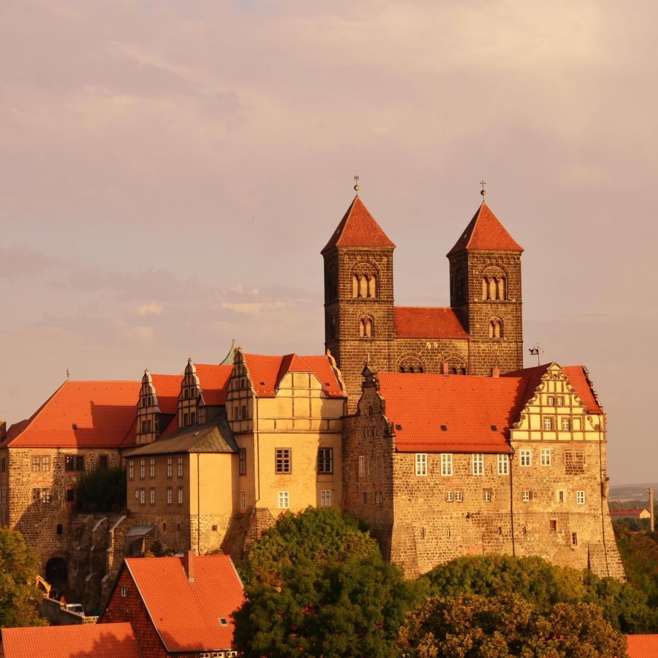 Hotel Domschatz Quedlinburg Dış mekan fotoğraf